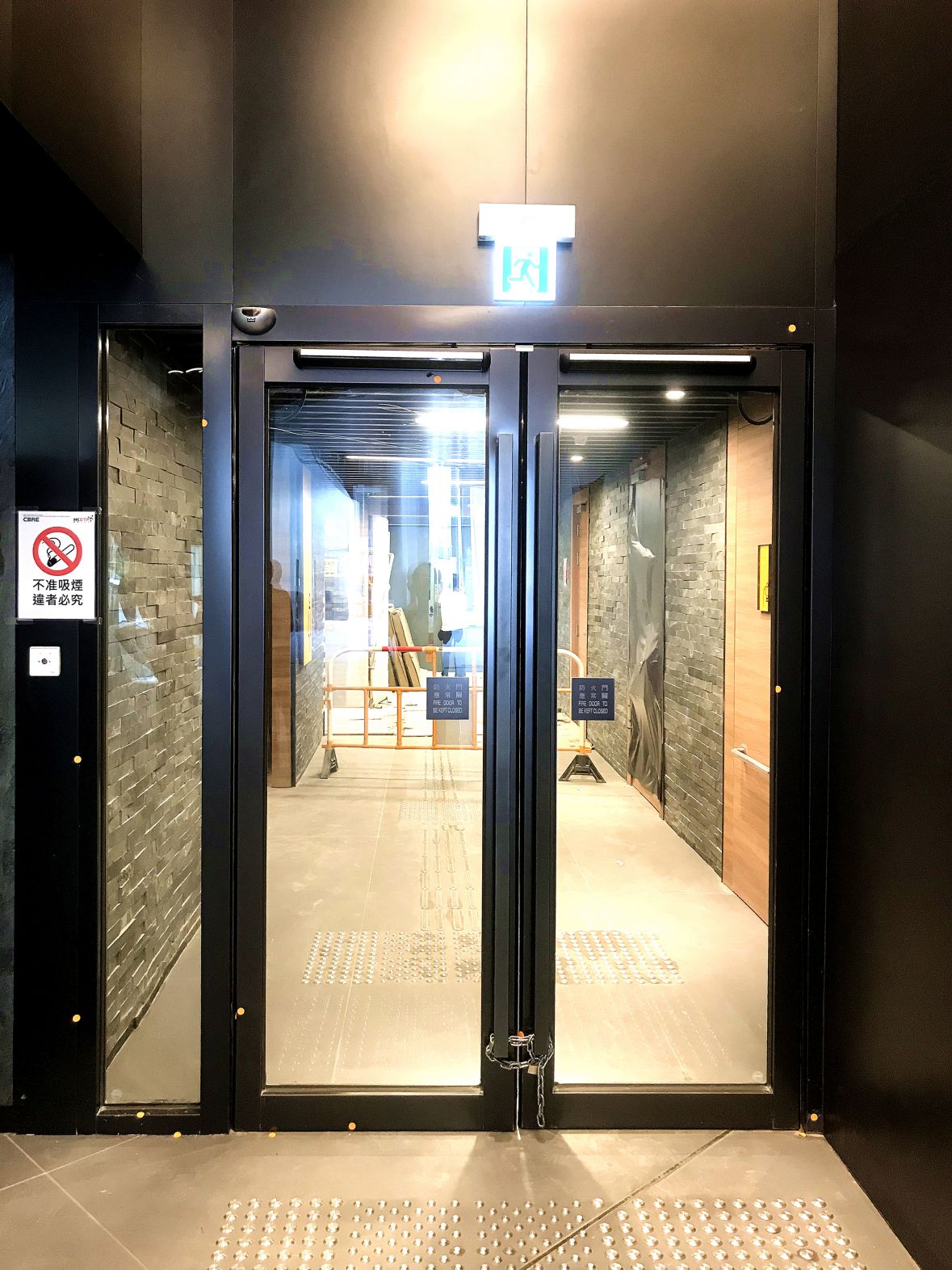 Fire door and partition system (black steel in san